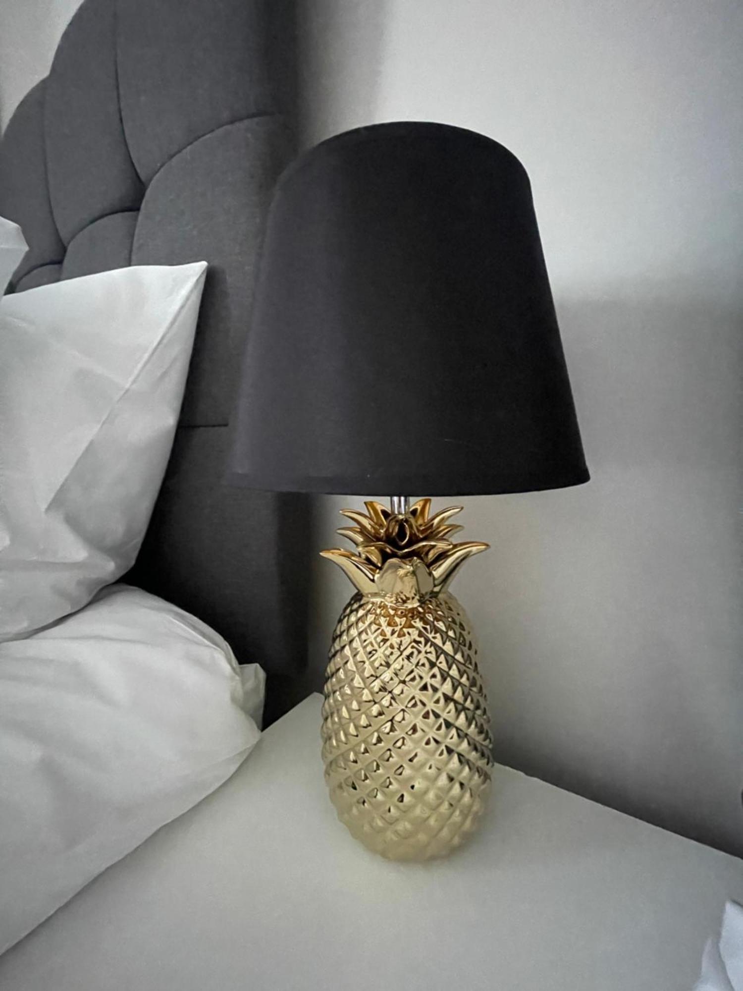 Modern, Spacious And Central Location Aberdare Ngoại thất bức ảnh